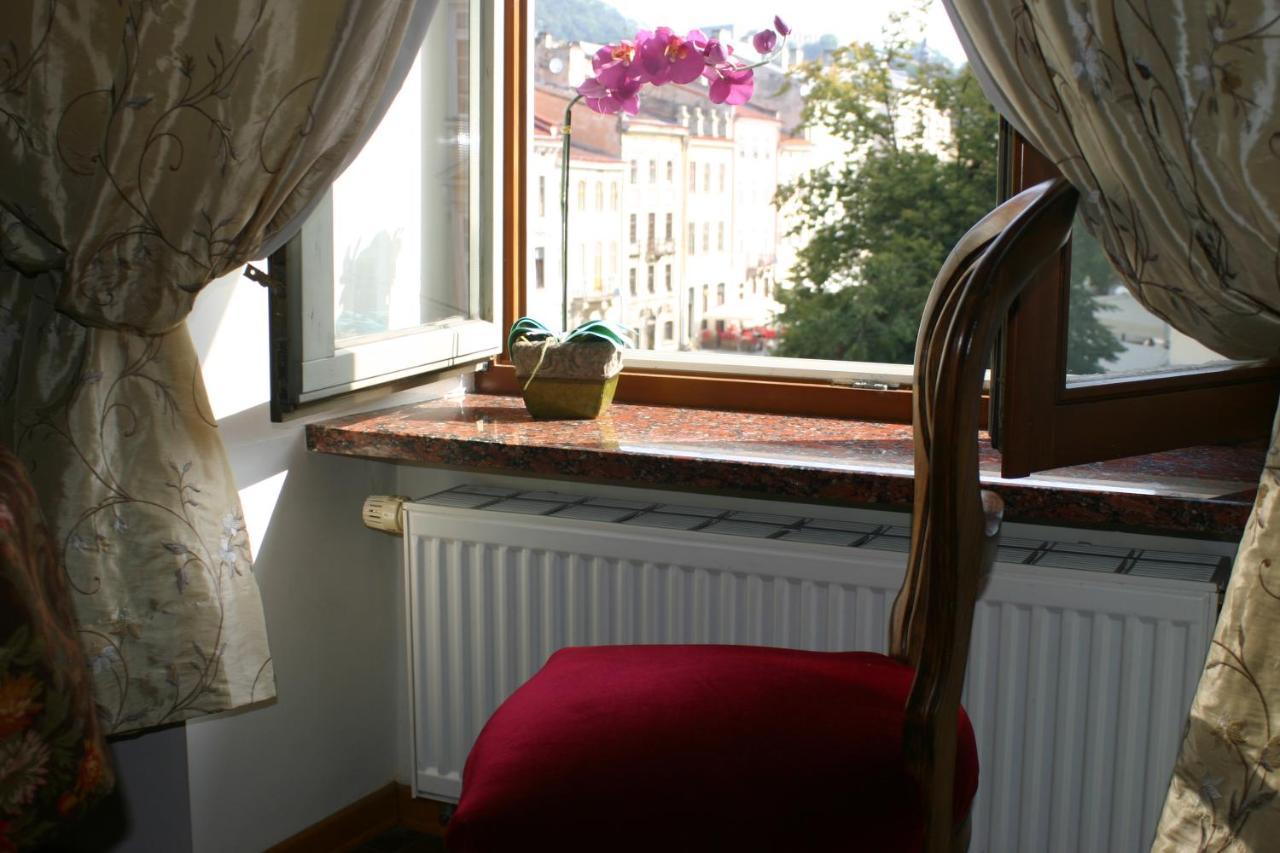 Apartment On Rynok Square Lviv Extérieur photo