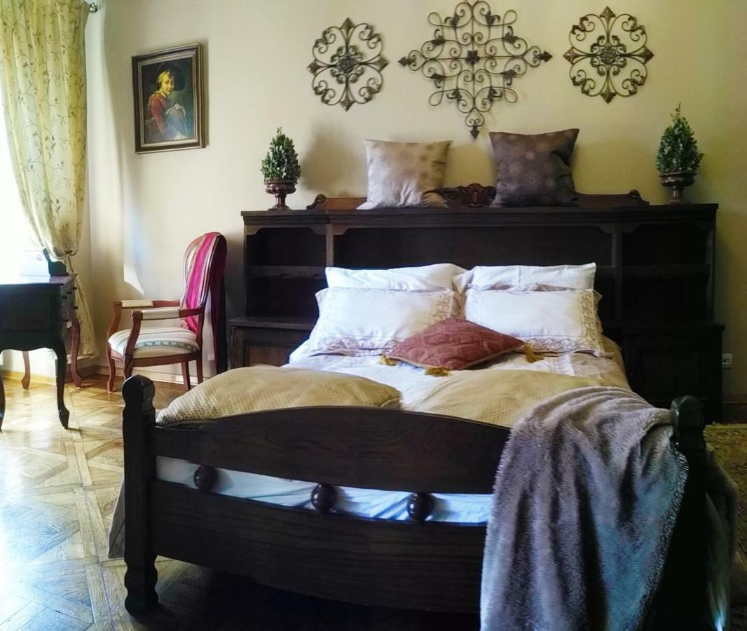 Apartment On Rynok Square Lviv Extérieur photo