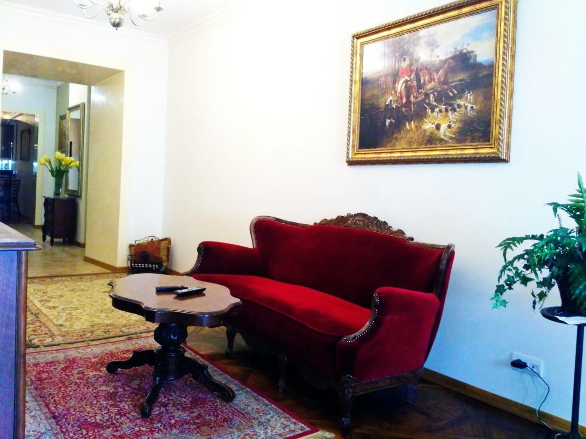 Apartment On Rynok Square Lviv Extérieur photo