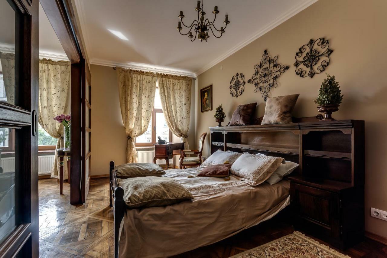 Apartment On Rynok Square Lviv Extérieur photo
